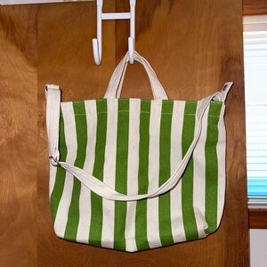 BAGGU duck bag in green stripes